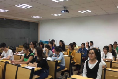 大楚教育 教育咨詢與管理的專業(yè)引領(lǐng)者